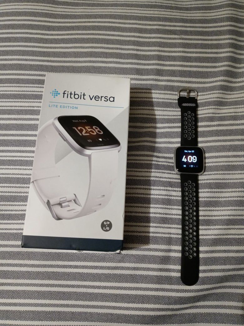Fitbit Versa Lite Edition - Reloj inteligente, GPS, talla única (correas S y L incluidas)

