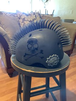 Boys skull helmet