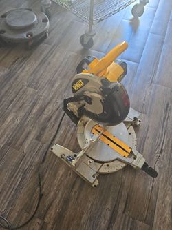 Dewalt mitter saw