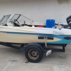 Glastron 14 Ft Boat