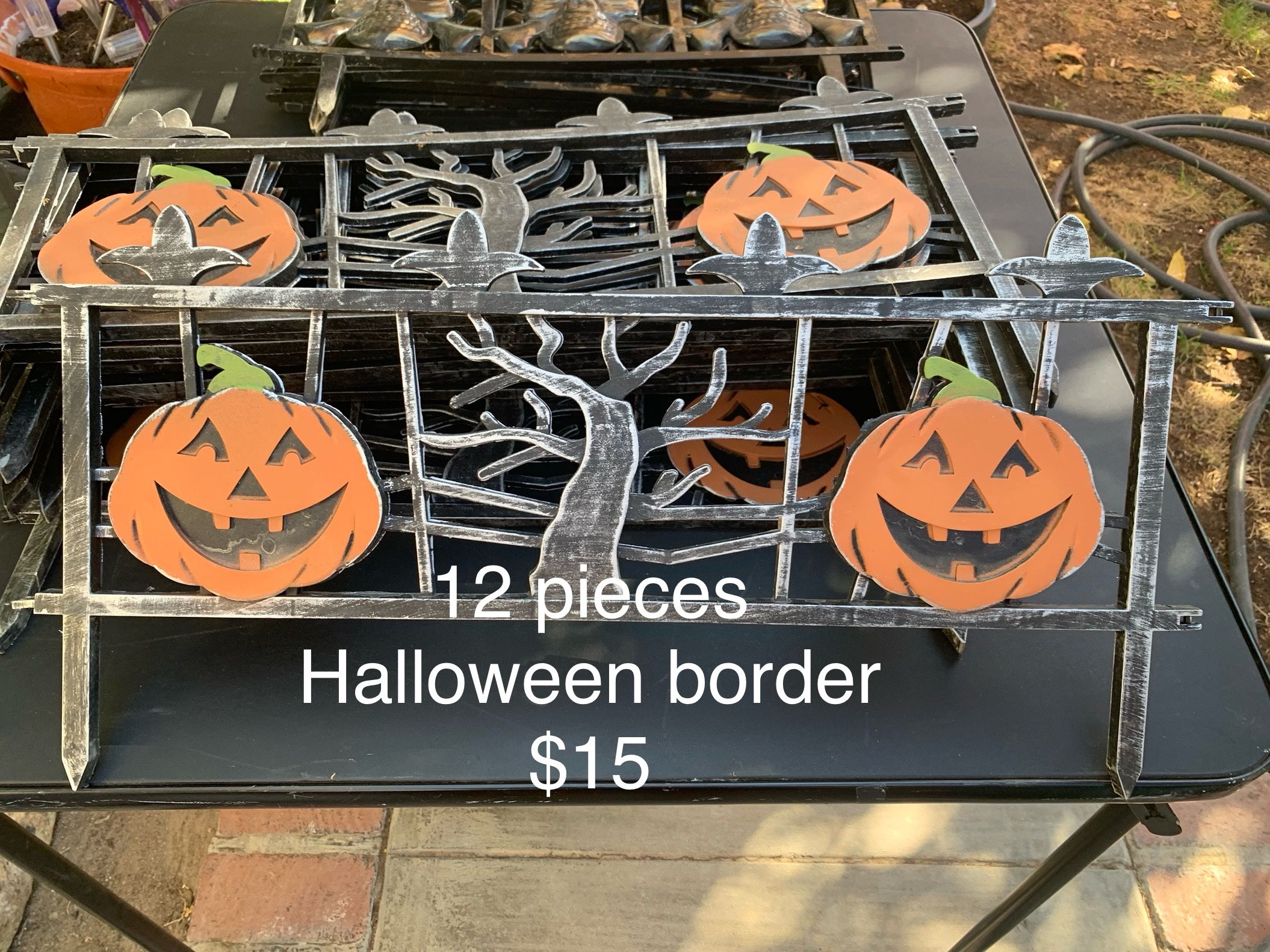 12 Pieces Of Halloween Border