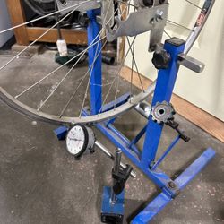 Bicycle Wheel Exercise/Alignment Stand