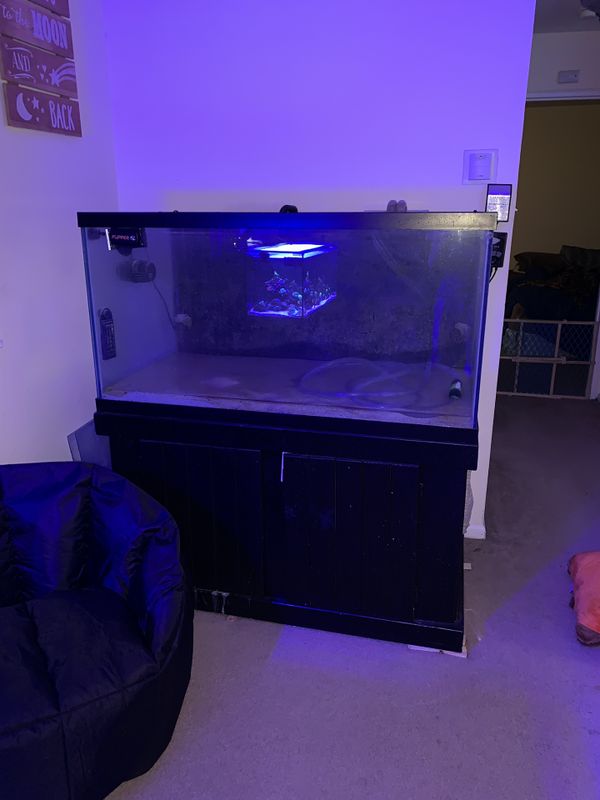 Aqueon 120 gallon aquarium, stand, and lids for Sale in Bristol, PA