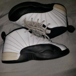 Jordan 12 Taxi's Kids Size 10c