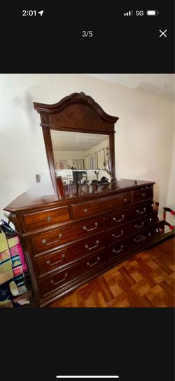 Queen bed