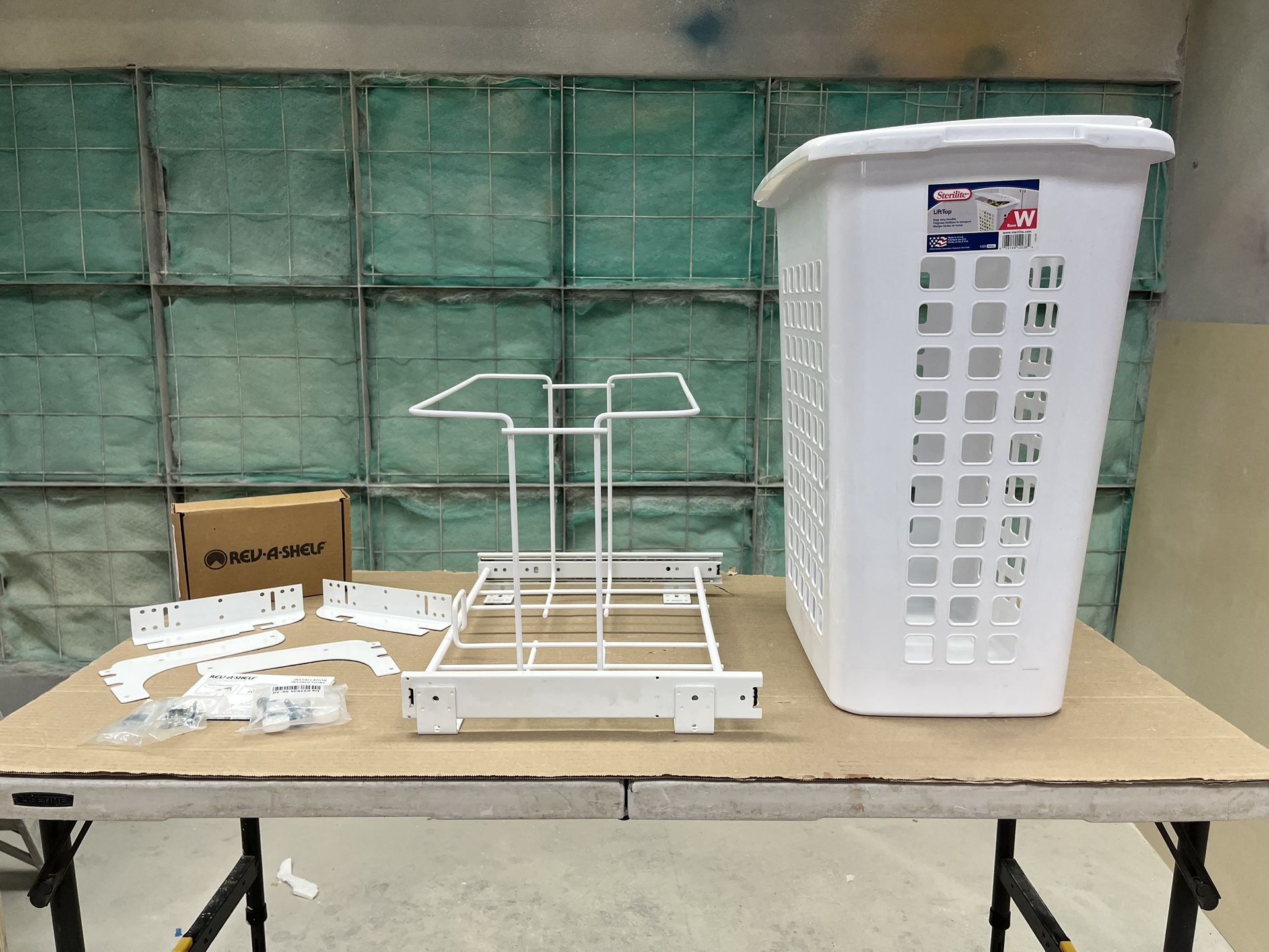 Rev-A-Shelf Pull Out Clothes Hamper w/ Door Mount Kit