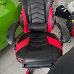 RESPAWN 110 PRO Gaming  Chair And Table