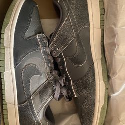 New Nike Dunk Low Halloween SZ 8