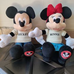 Disney Mickey And Minnie Mouse Collectibles 