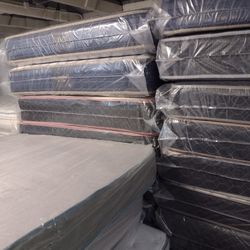 Regular Queen Mattress 