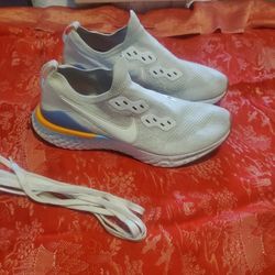 Nike Epic React Flyknit 2 Bq8927-104