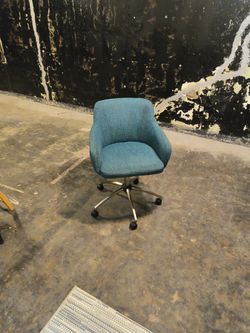 Rolling Office Chair