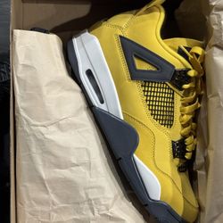 2021 Jordan 4 Lightning – Bright, Clean, Head-Turners ⚡️