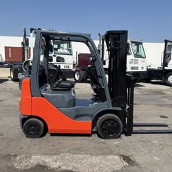 2009 Toyota 8fgcu25 Forklift 5000lbs Capacity 
