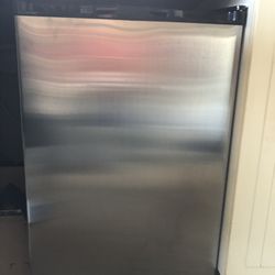 Upright Freezer, 3.0 Cubic Feet Stainless Steel 