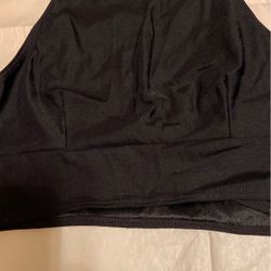 Black Halter Top Medium To Large ,it Stretch’s ,tie Back
