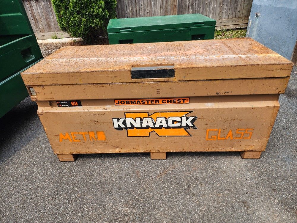 Knaack Model 60 Jobmaster Chest Jobsite Storage Box