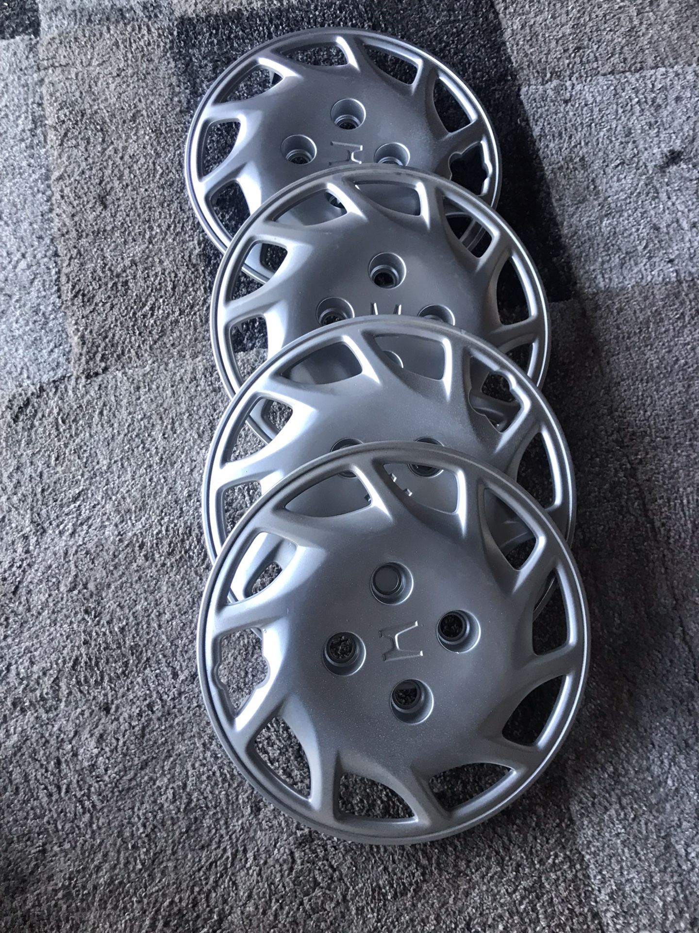 4 Honda Accord Genuine OEM Wheel Cover Silver 14 Inch 