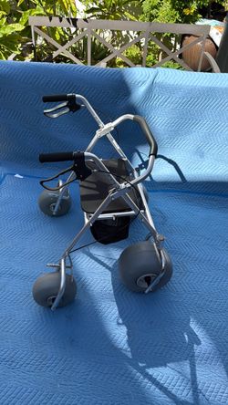 Wheel EEZ All Terrain Rollator / Walker