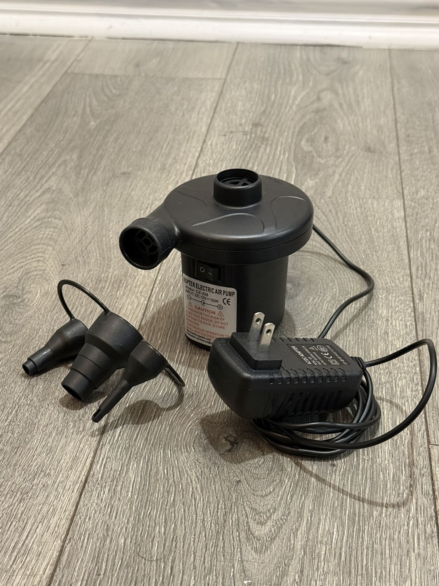 Electric Air Pump with Multiple Attachments (Inflate / Deflate)