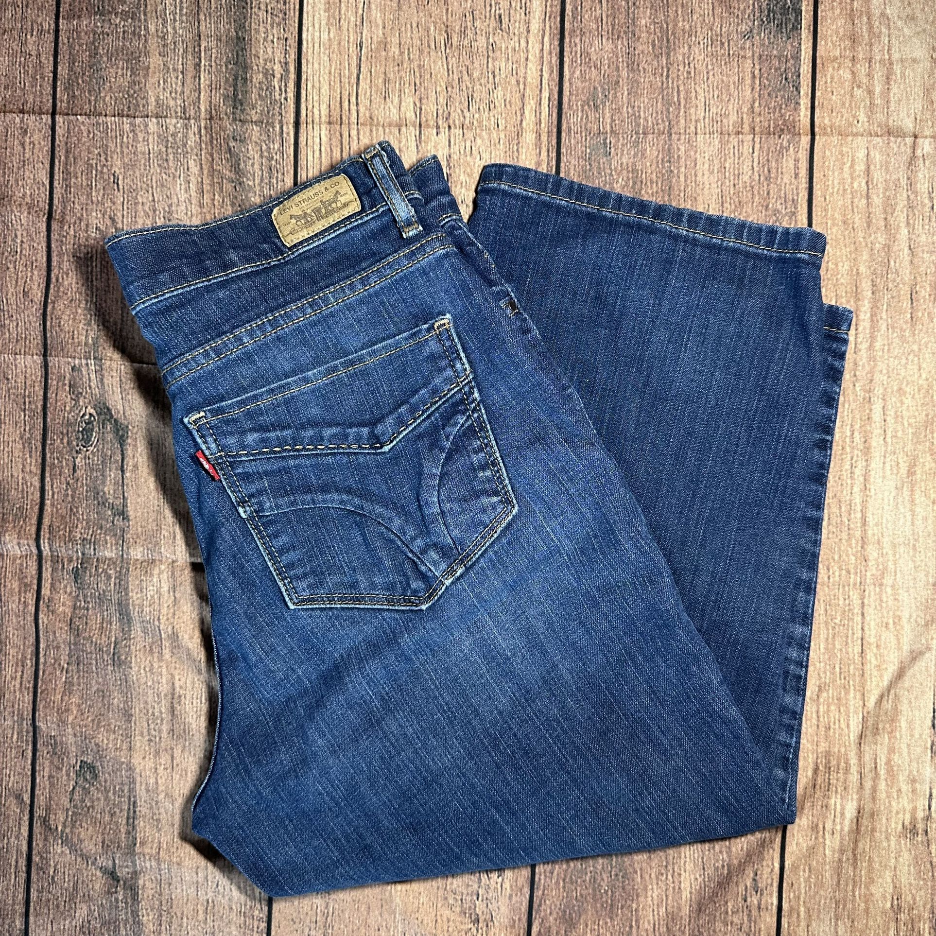 Size 10: Women’s Levi’s High Rise Crop Jeans 512 Perfectly Slimming Capri’s