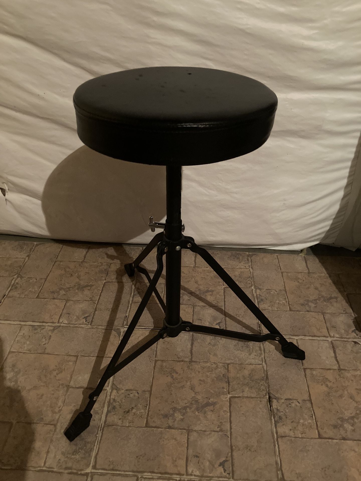 Drum Throne
