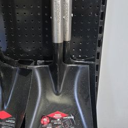 Razor-Back Square Pointed Shovel With Long Wooden Handle ($37.78/Each) *Limited Lifetime Warranty*