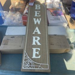 Wall Decor BEWARE 