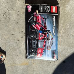 Lego Technic Ages 10 To 16 1094 Pieces Airport Rescue Vehicle 2-in 1