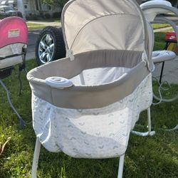 Bassinet 