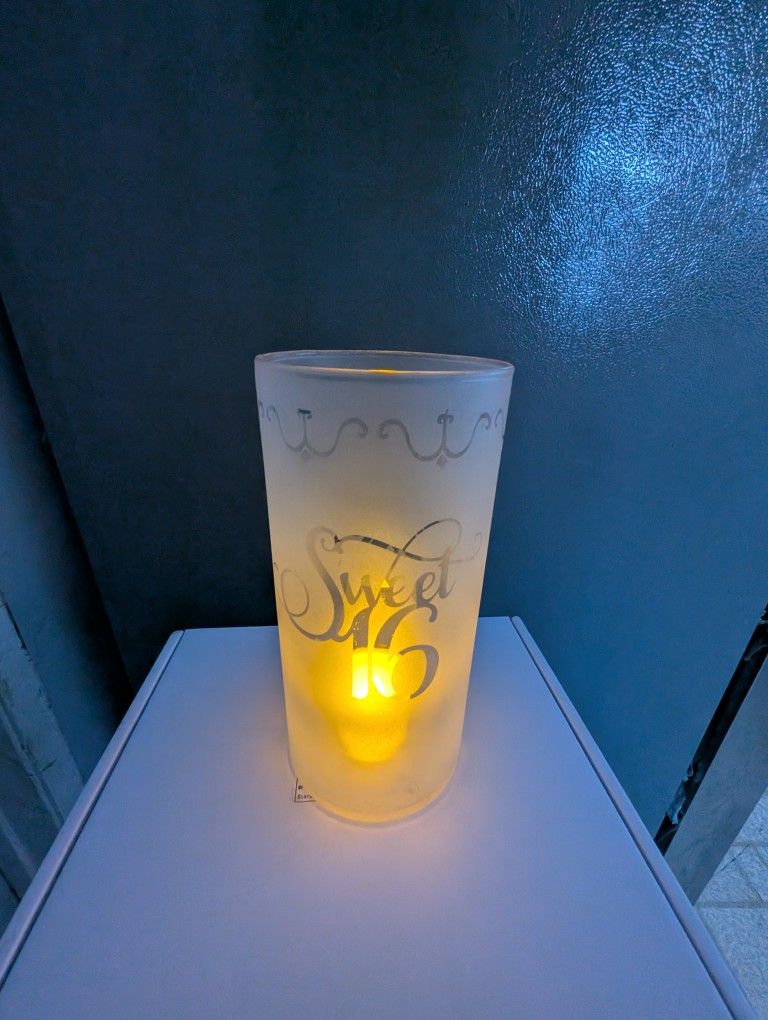 Tangled (Rapunzel) Theme Frosted Sweet 16 Vases