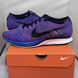 Nike Flyknit Racers