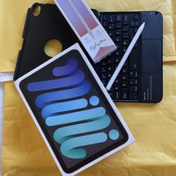Apple ipad Mini 6th Generation (2021 model) 256GB With Box, keyboard, pencil & Accessories 