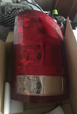 2007-2010 Sierra left tail