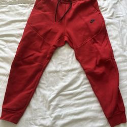 Nike Tech Fleece Joggers Red