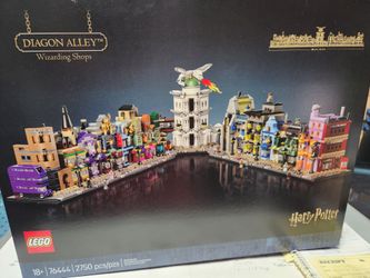 Lego Harry Potter diagon alley shops building set
