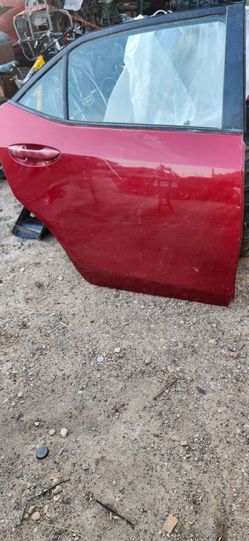 Auto Parts Toyota corolla door 2014/19
