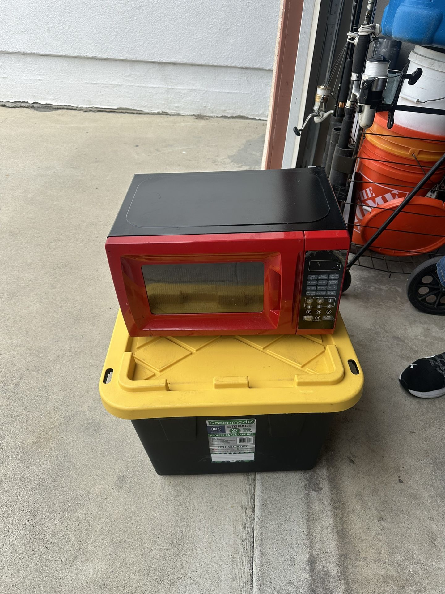 Microwave
