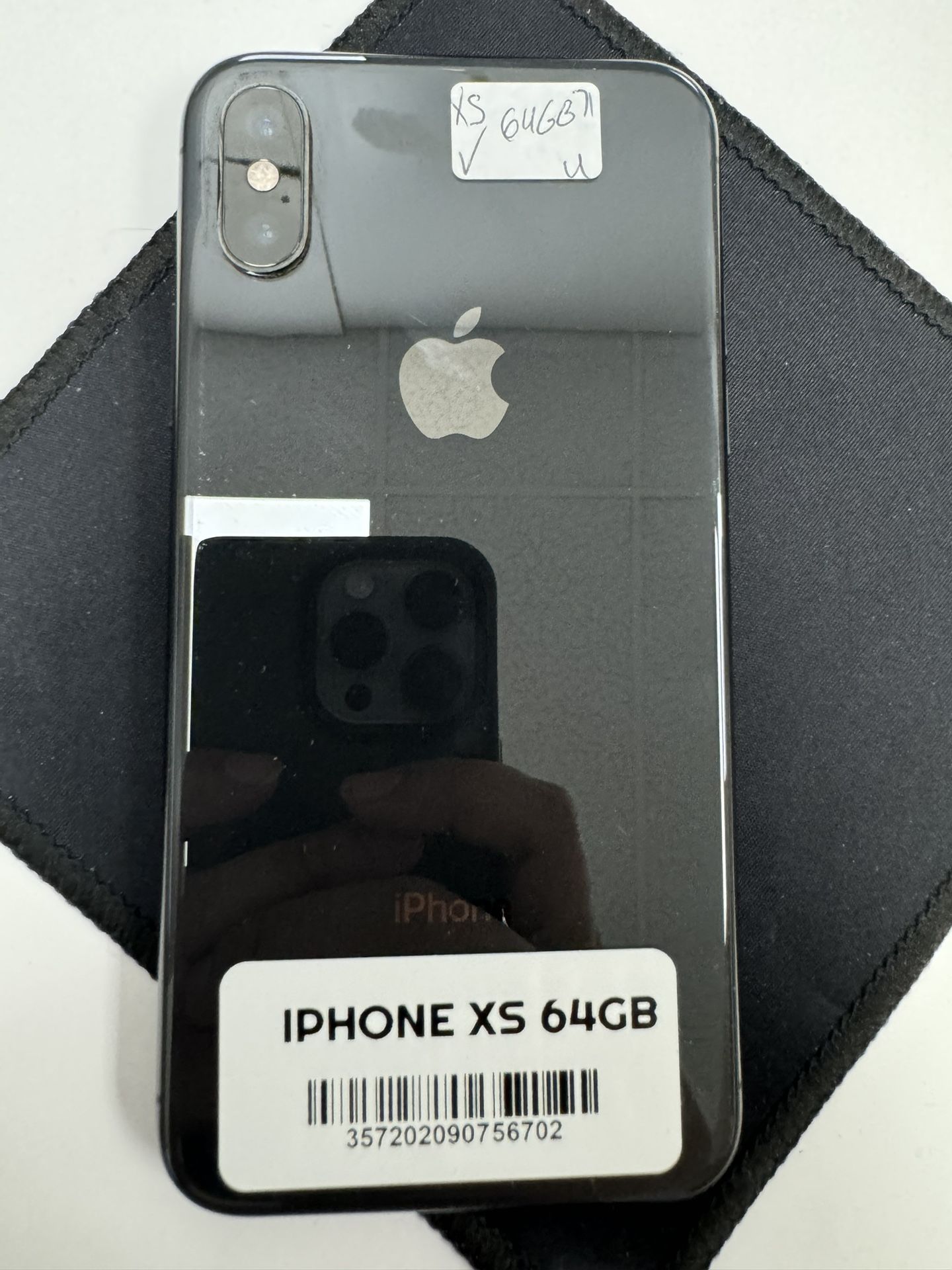 BLACK FRIDAY SALE IPHONE XS 64GB UNLOCKED