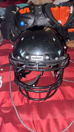 Schutt helmet