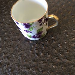 Inarco hand painted purple lavender, violets demitasse vintage Cappuccino Cup