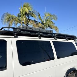 Aluminess Roof rack set up