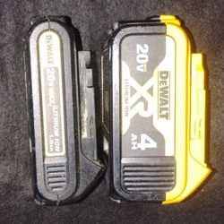 3 DeWalt Batteries 20v4ah/20v1.5ah/20v3Ah