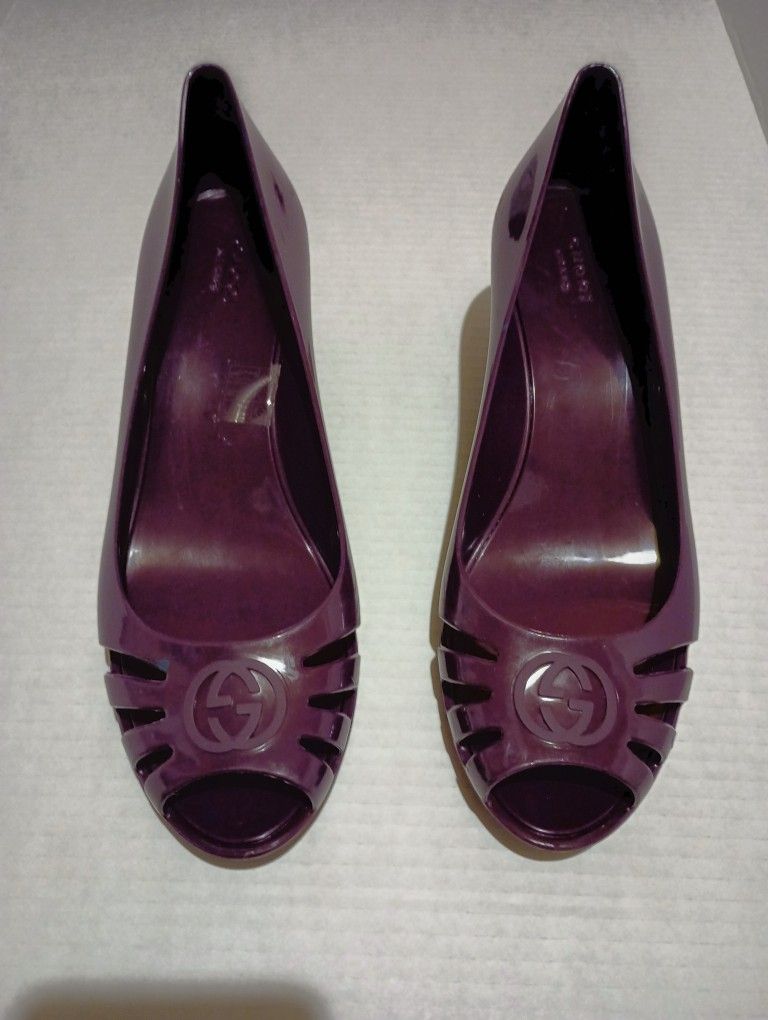 Authentic Gucci Shoes 