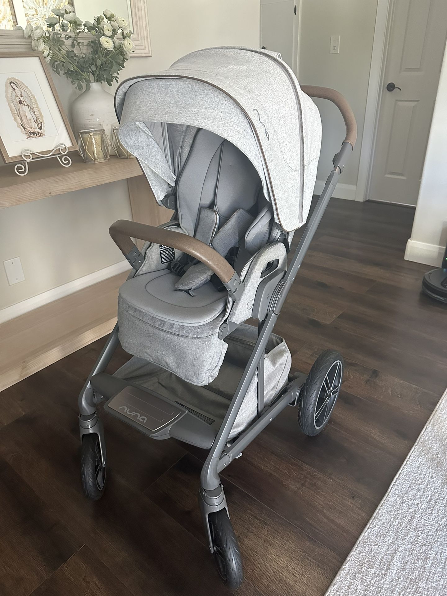 NUNA MIXX STROLLER