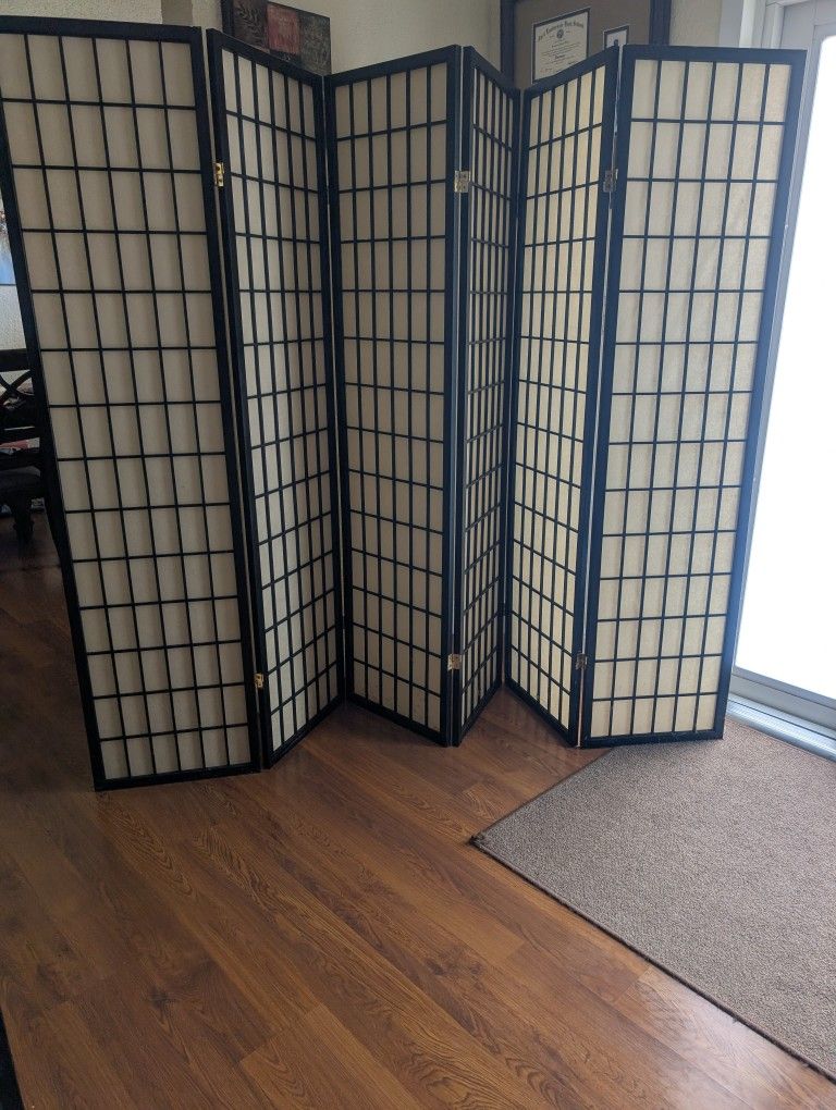 Divider
