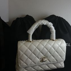 White Chanel bag 