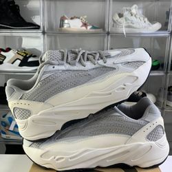 🔥Adidas Yeezy Boost 700 Static (Size 10)
