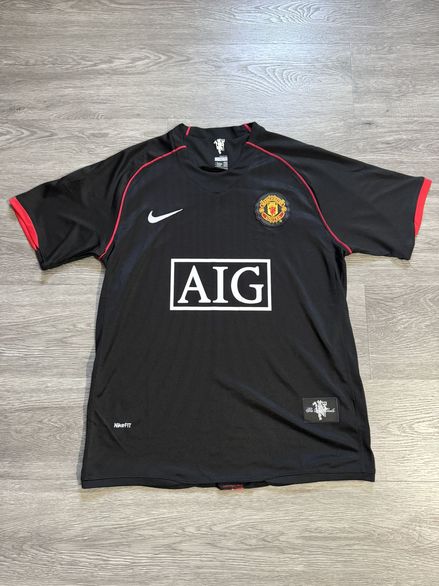 Nike 2008 Retro Manchester United Soccer Jersey Size L Brand New