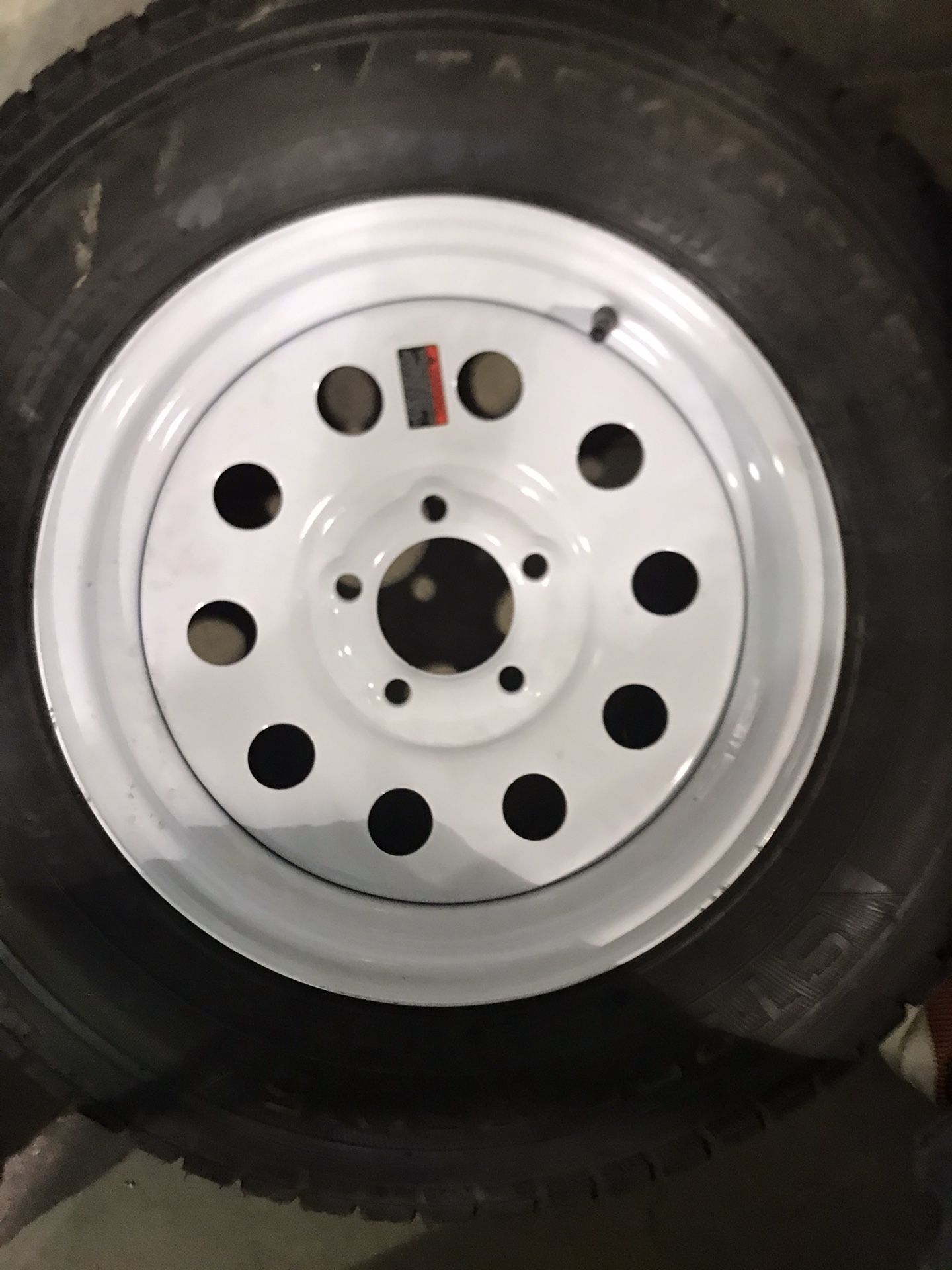 Trailer tire 205/75